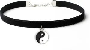 Black Choker Necklaces for Women Metal Round Choker Velvet Lace Choker Necklace Goth Adjustable Layered Choker Necklaces Wedding Jewelry Gifts for Women (C)