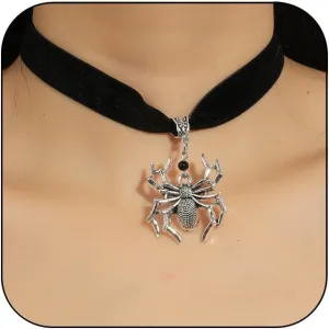 CSIYANJRY99 Black Velvet Choker Necklaces for Women Goth Spider Choker Necklace Halloween Spider Pendant Velvet Leather Necklace