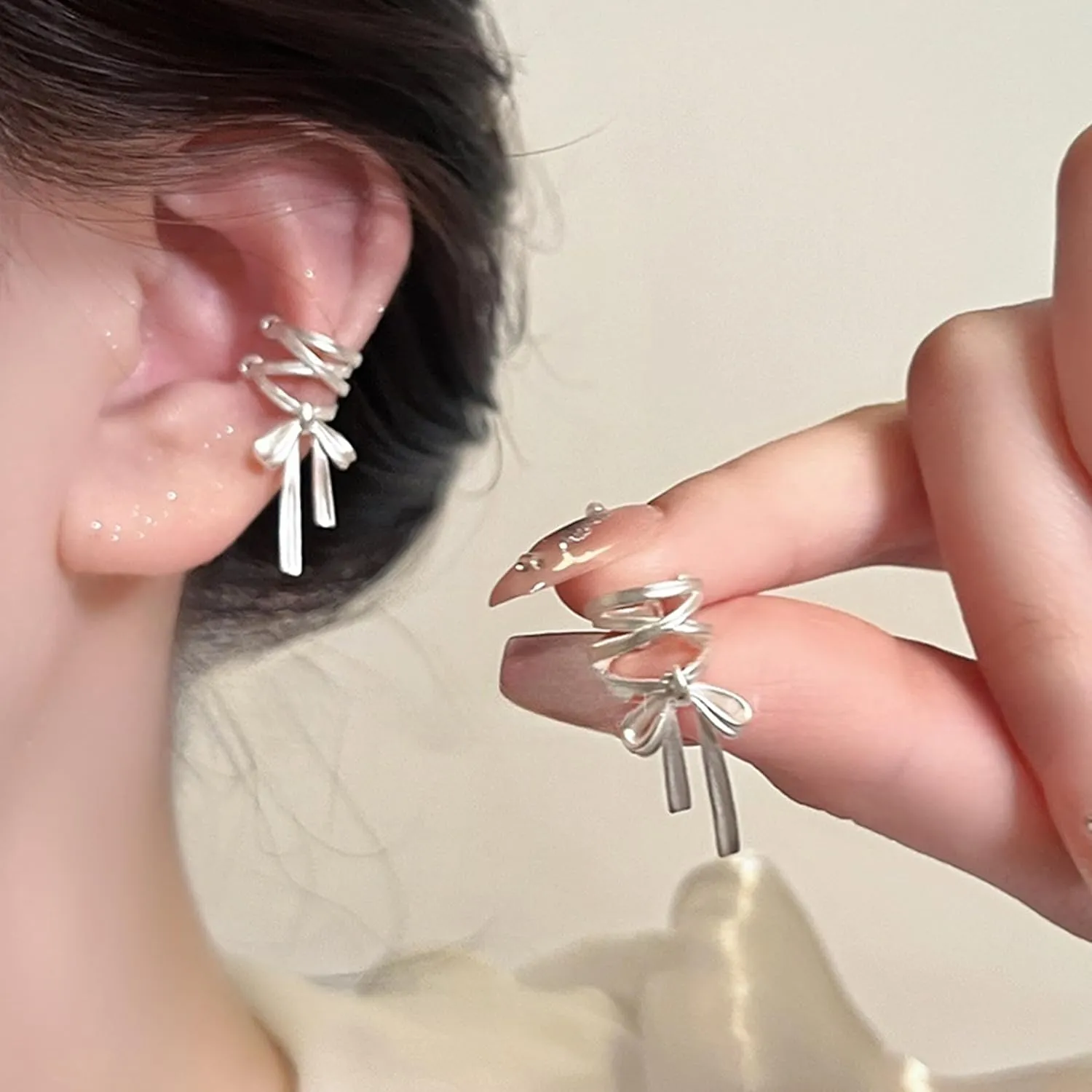 Ear Cuffs Non Piercing Cubic Zirconia Ear Cuff Earrings for Women Trendy Gold Clip on Earrings for Women Gifts Trendy Stuff Hypoallergenic Cartilage Earrings Jewelry