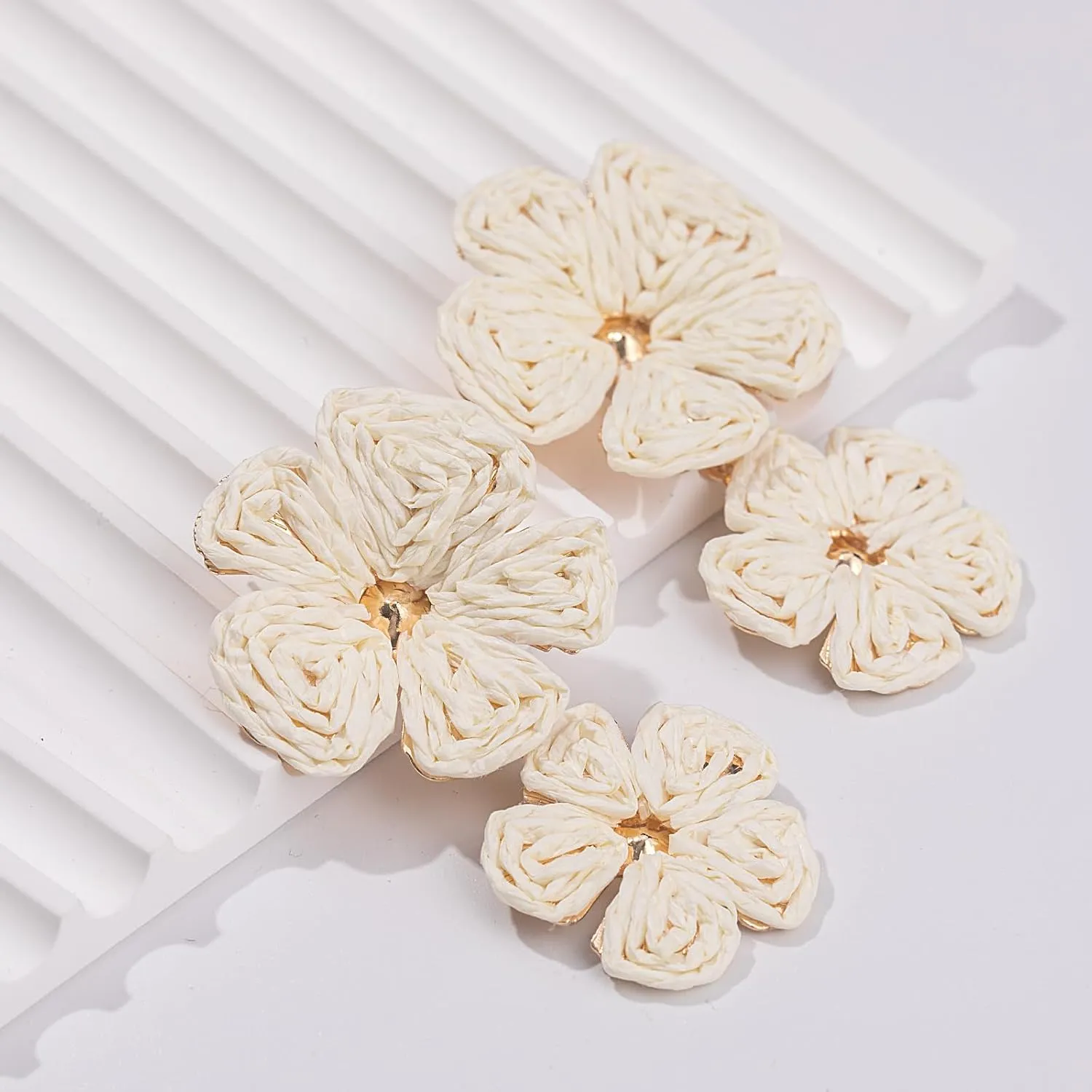 Flower Drop Earrings Floral Raffia Earrings Boho Statement Dangle Earrings Trendy Cute Summer Jewelry for Women