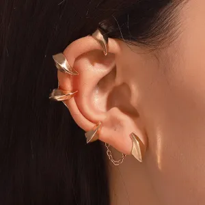 Gothic Devil Claw Ear Cuffs for Women, Gold/Silver Punk Dark Alloy Non-Piercing Ear Climber, Edgy Bone Clip-On EarringsGold