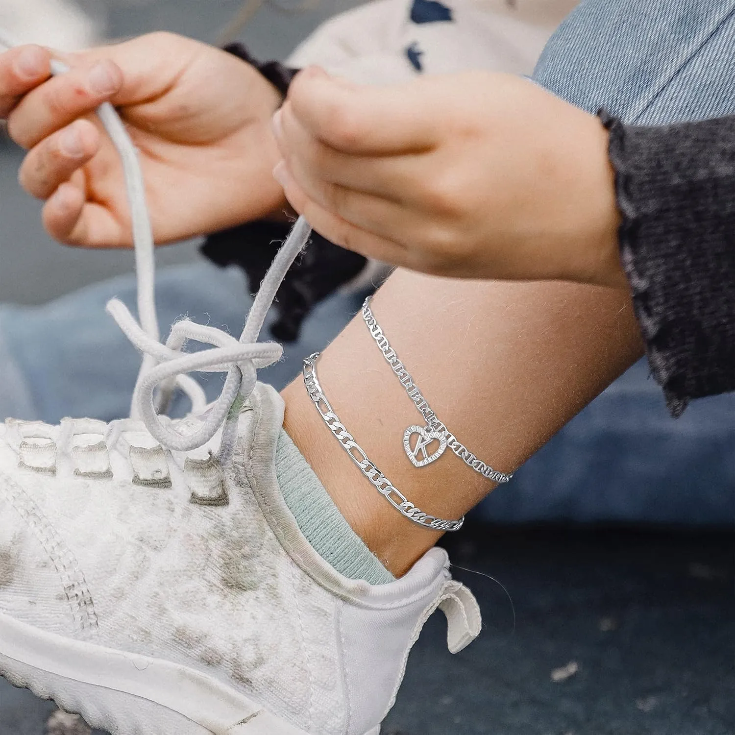 Initial Ankle Bracelets for Women 2pcs 18K Gold Plated Handmade Layered Letter Heart Figaro Chain Flat Mariner Anklets for Women Cute Summer Beach Foot Jewelry