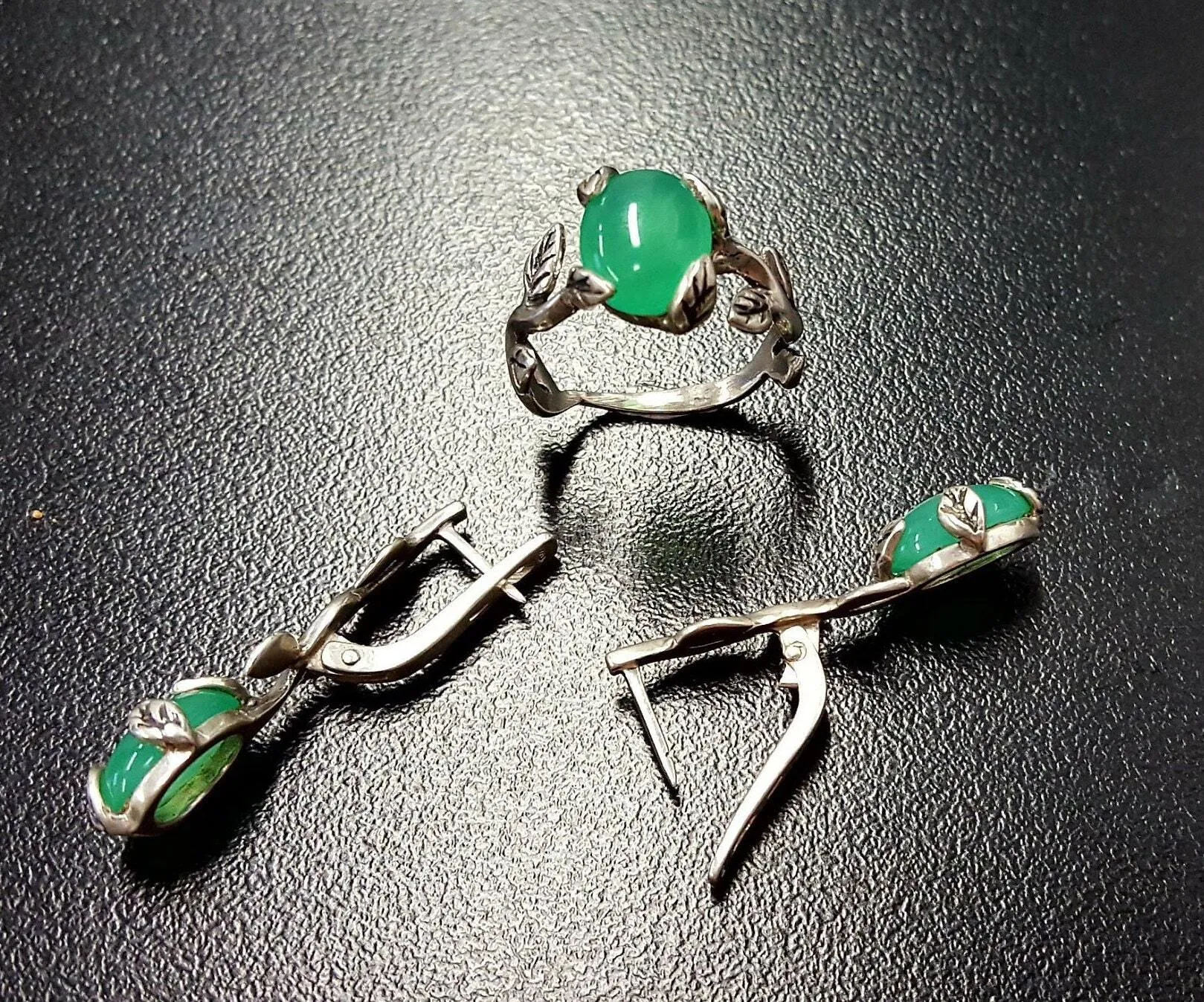 Leaf Chrysoprase Ring - Green Solitaire Ring - Vintage Leaf Ring