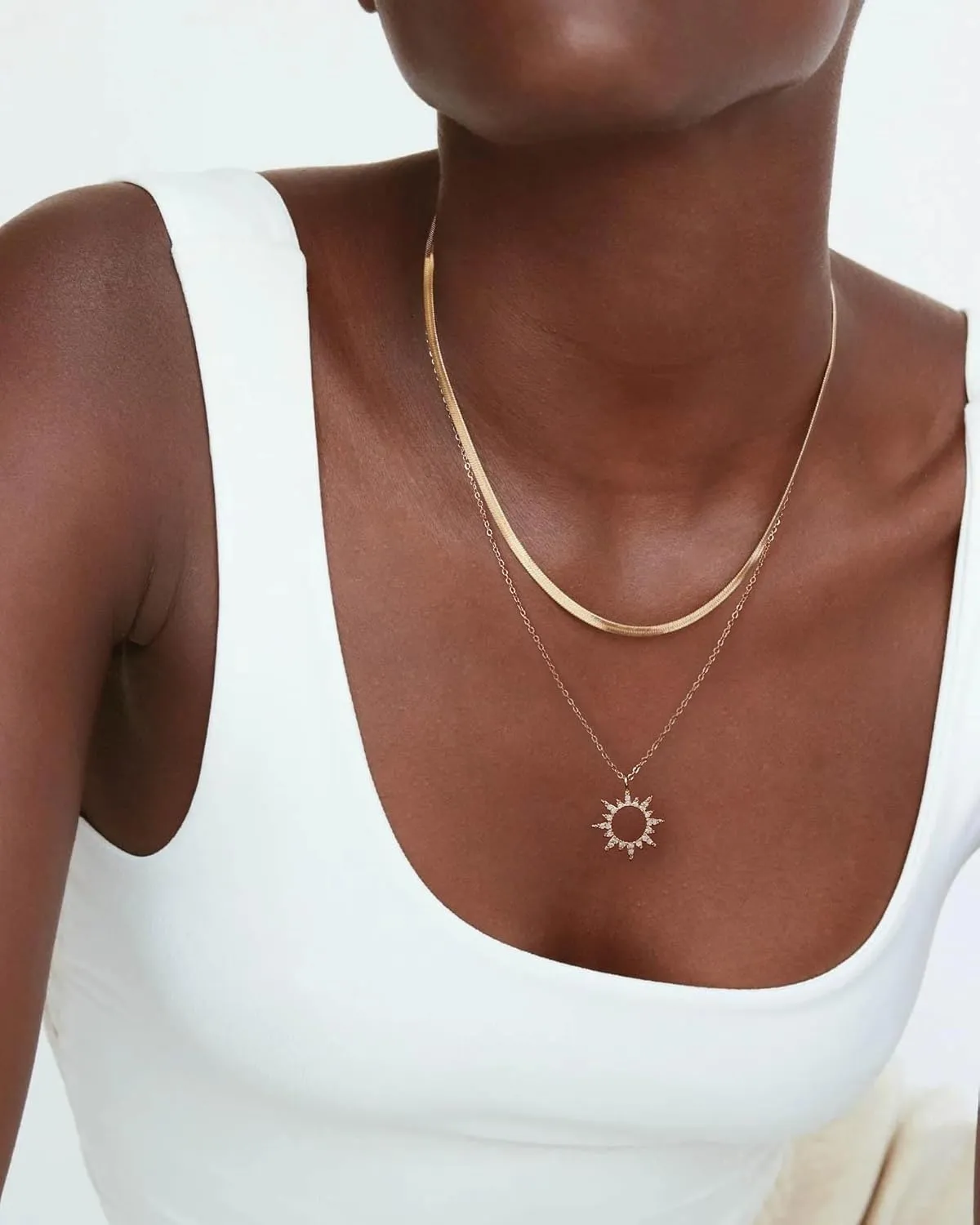 Moodear Gold Necklace for Women 14K Dainty Chunky Gold/Sliver Chain Necklace Cuban Link Paperclip Chain Choker Toggle Clasp Layered Pearl Pendent Necklace for Women Trendy Fashion Jewelry