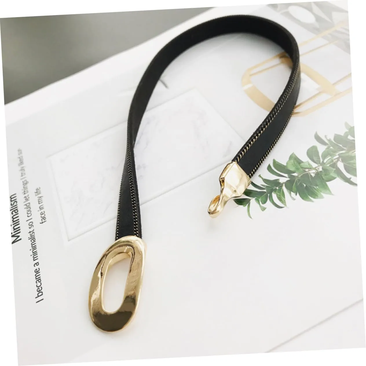 SHINEOFI Black Short Necklace Collar Choker Fashionable Clavicle Chain for Women Elegant Accessory for Parties and Banquets Ladies and Girls