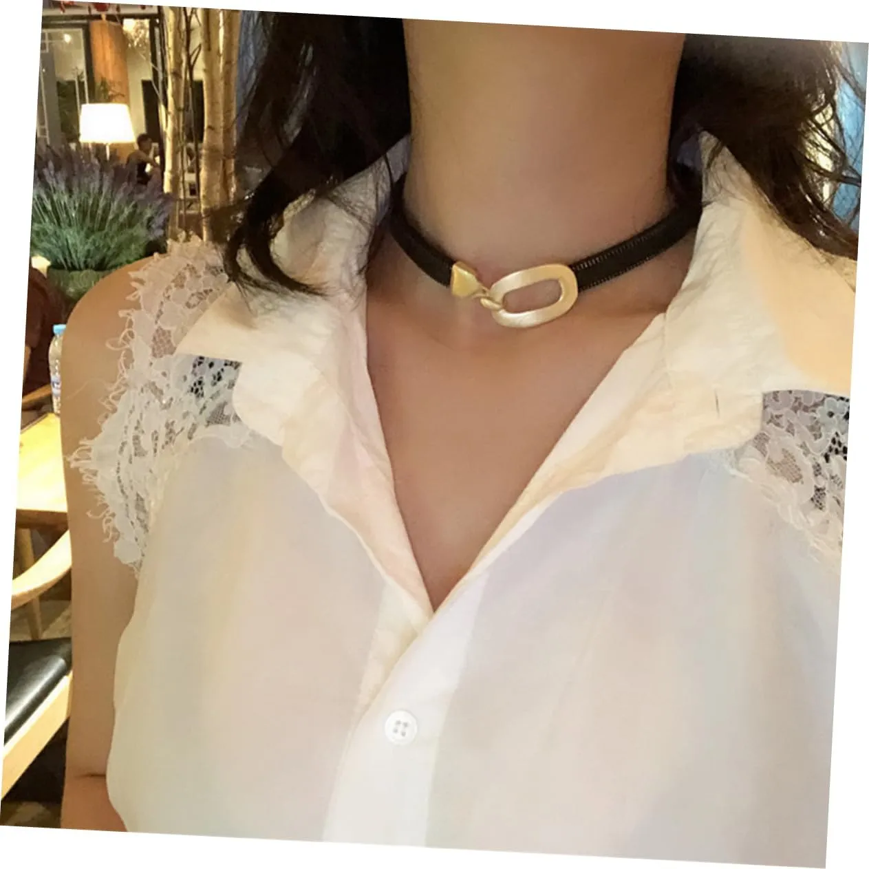 SHINEOFI Black Short Necklace Collar Choker Fashionable Clavicle Chain for Women Elegant Accessory for Parties and Banquets Ladies and Girls
