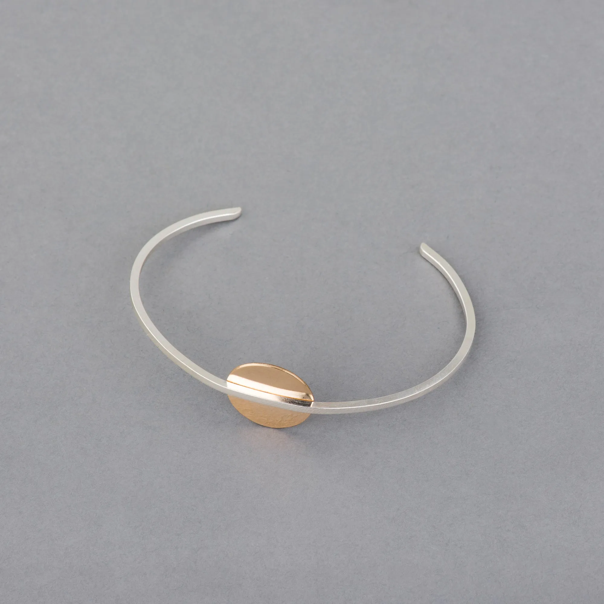 TOUR BRACELET