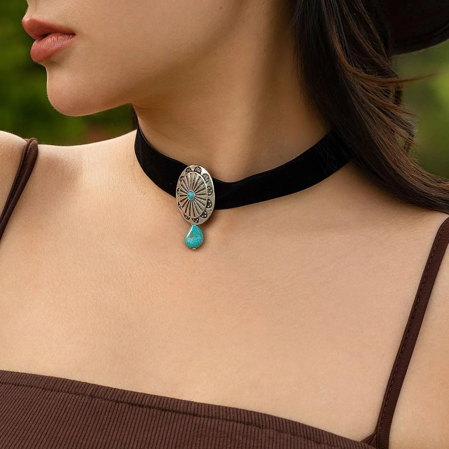 Western Turquoise Choker Necklace for Women Gothic Black Choker Necklaces Boho Summer Cowgirl Rodeo Country Concert Outfits Jewelry Accessories